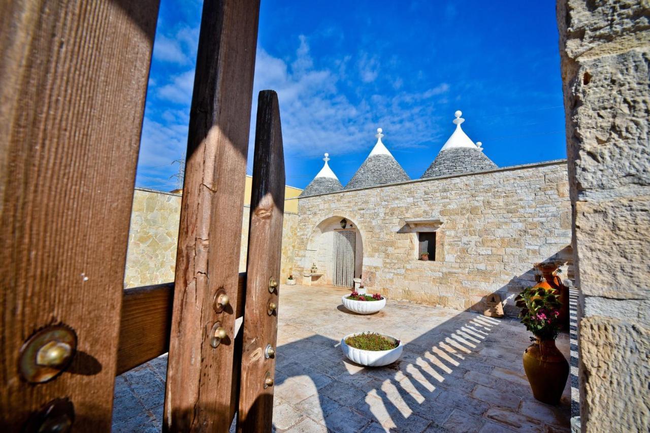I Cinque Trulli With Swimming Pool Villa Martina Franca Exterior photo