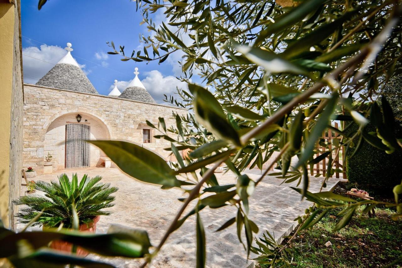 I Cinque Trulli With Swimming Pool Villa Martina Franca Exterior photo