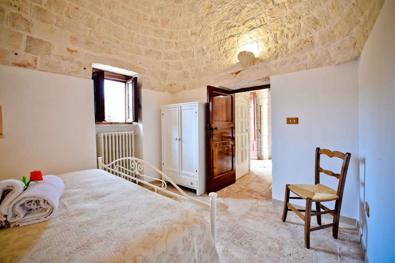 I Cinque Trulli With Swimming Pool Villa Martina Franca Exterior photo